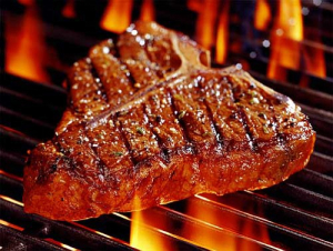 Hovězí steak na grilu